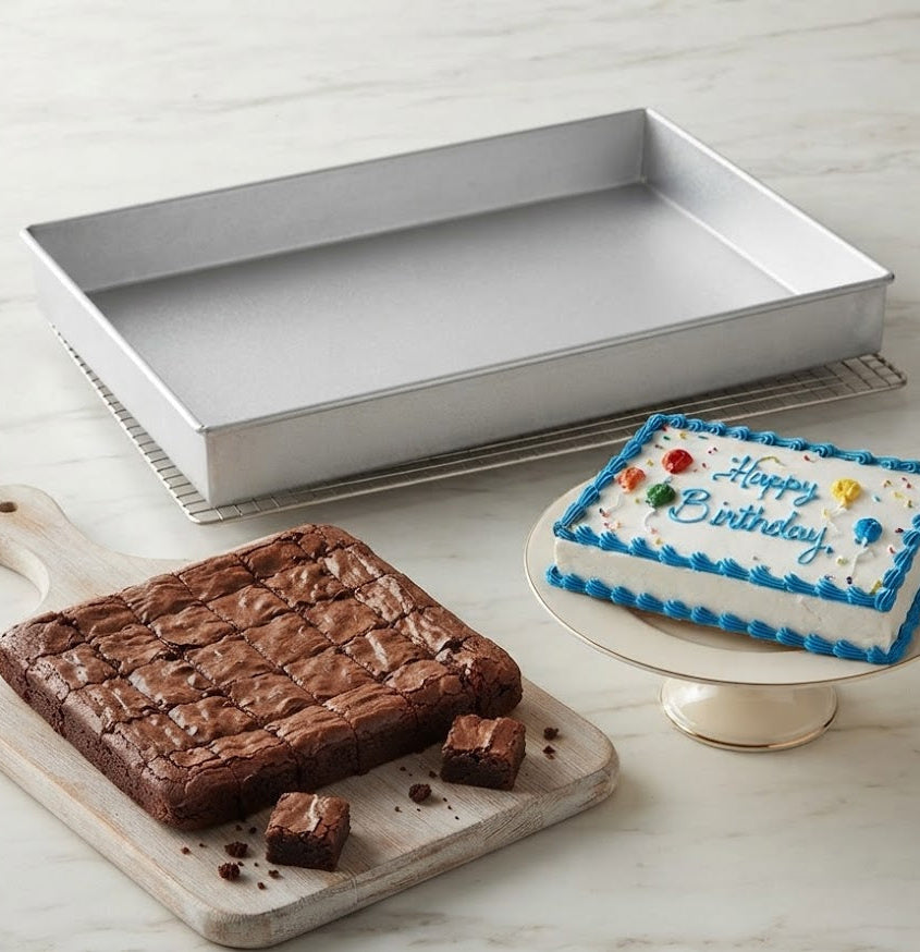 12 x 8 Inch Brownie Tray – Non-Stick Baking Tray for Brownies, Cakes & Dessert Bars