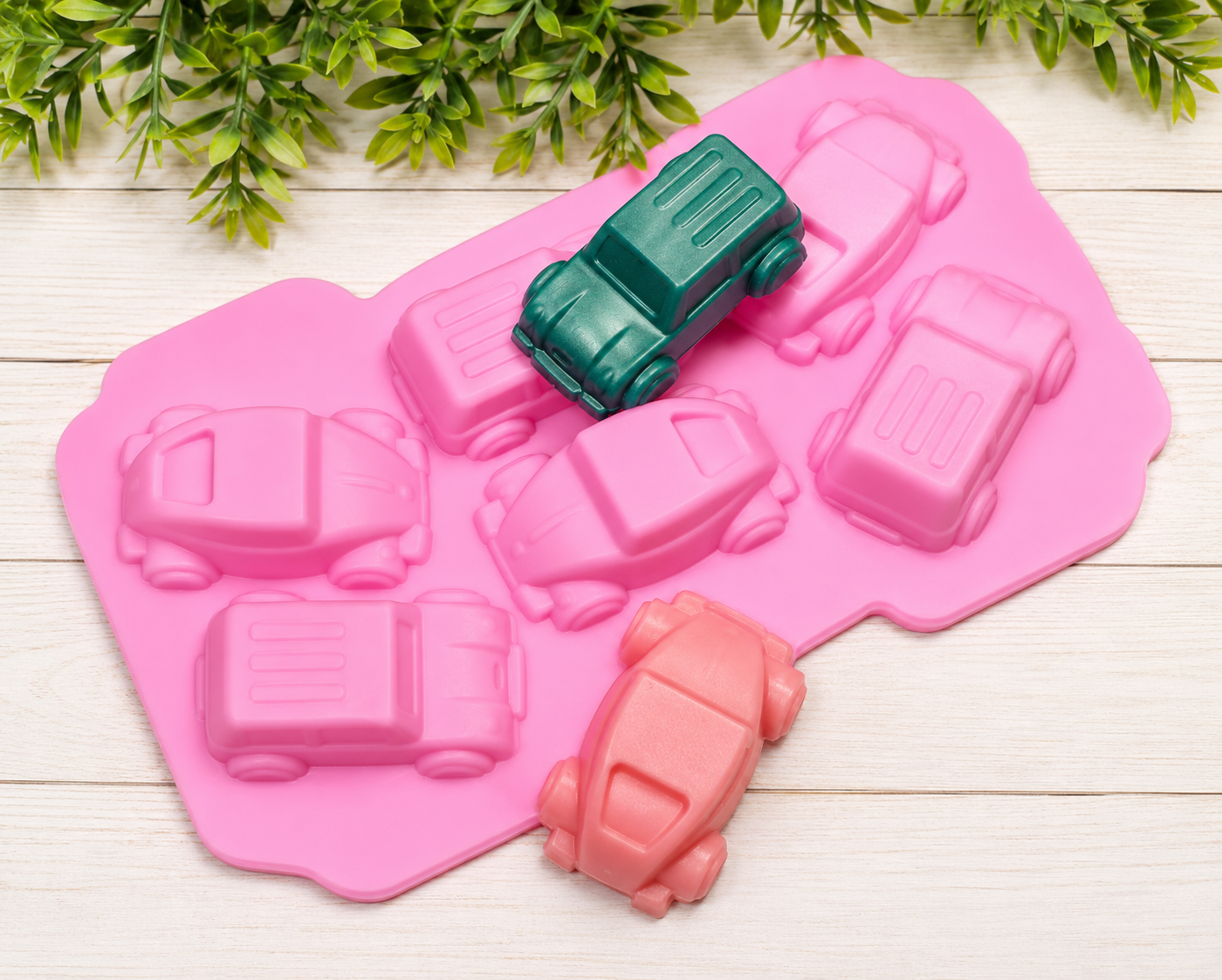 6 Cavity Cars Silicone Mold – Premium Car-Shaped Chocolate & Cake Decoration Mold
