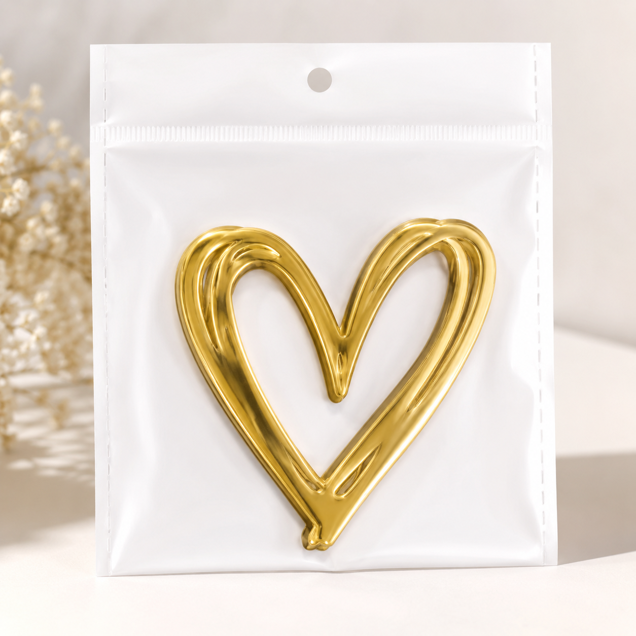 5 Pcs Golden Hearts Acrylic Cake Tags for Cake Decorating – Elegant Gold Heart Cake Decorations