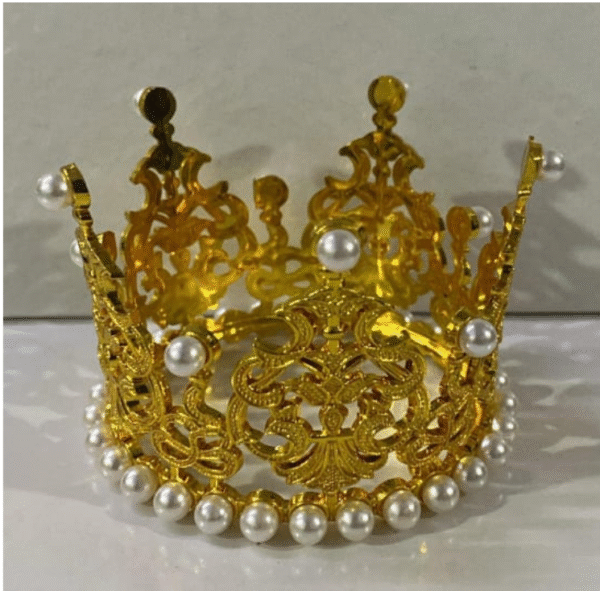 Golden Pearl Crown – Luxurious Cake Topper